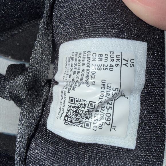 Air Jordan 1 Mid (GS) Light Smoke Grey/Black-White 7Y-8.5 Women main image 7